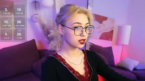 Alysia online show from April 27, 2026, 11:14 pm