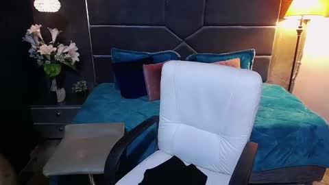 ALYSON Y ETHAN online show from March 29, 2026, 7:47 pm