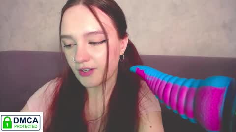 Alyssa online show from December 15, 2025, 9:24 am