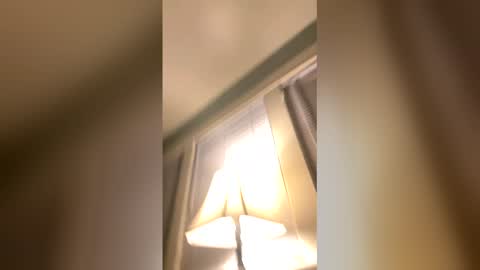 alyssathefairy online show from June 3, 2026, 4:59 am