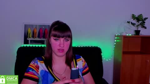 Snapshot of amali_ivanna_smit chatting on January 27, 2025, 12:16 pm Ivanna online show from January 27, 2025, 12:16 pm
