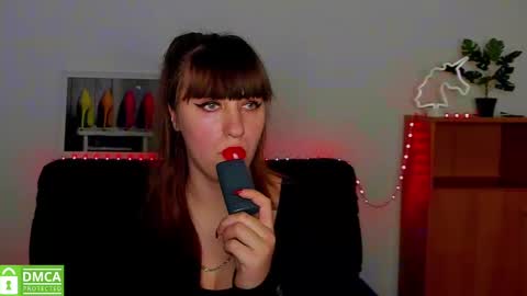Snapshot of amali_ivanna_smit chatting on February 13, 2025, 12:11 pm Ivanna online show from February 13, 2025, 12:11 pm