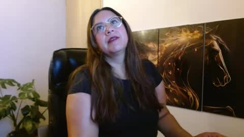 AMALIA online show from June 4, 2026, 6:19 am