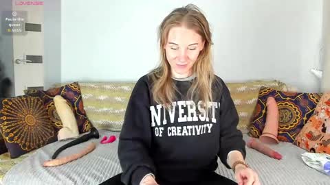 Amalia online show from April 17, 2026, 10:18 am