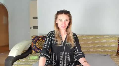 Amalia online show from June 3, 2026, 8:28 am