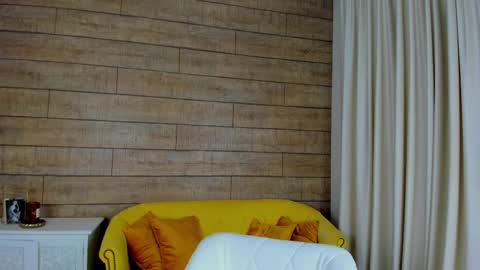 Snapshot of amaliaallon chatting on January 22, 2025, 9:13 am Amalia online show from January 22, 2025, 9:13 am