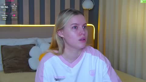 Snapshot of amaliabell chatting on June 15, 2026, 1:13 pm Amalia online show from June 15, 2026, 1:13 pm