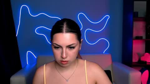 Amalia online show from June 7, 2026, 7:28 pm