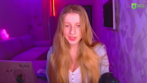 Amalia online show from December 12, 2024, 2:33 pm