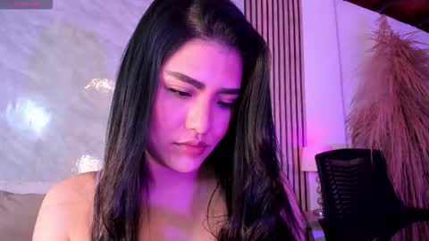 Snapshot of amanda_26 chatting on September 30, 2025, 1:21 am Luisa online show from September 30, 2025, 1:21 am