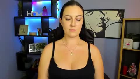 Amanda online show from March 3, 2025, 2:37 pm