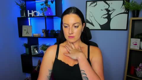 Snapshot of amanda_burn chatting on May 18, 2026, 1:17 pm Amanda online show from May 18, 2026, 1:17 pm