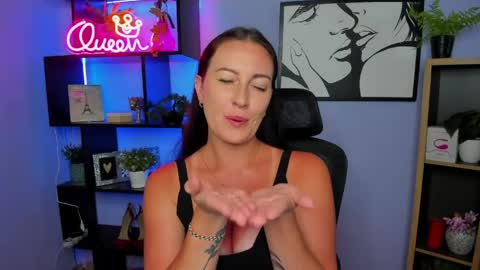 Snapshot of amanda_burn chatting on May 28, 2026, 1:41 pm Amanda online show from May 28, 2026, 1:41 pm