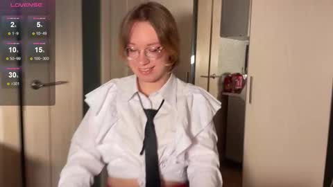 Snapshot of amanda_butlerr chatting on February 7, 2026, 4:00 pm Hi im Amanda online show from February 7, 2026, 4:00 pm