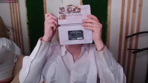 Hi im Amanda online show from July 9, 2026, 12:09 pm