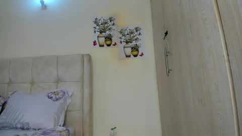 Snapshot of amanda_tint chatting on May 29, 2026, 6:33 am Amanda tint online show from May 29, 2026, 6:33 am