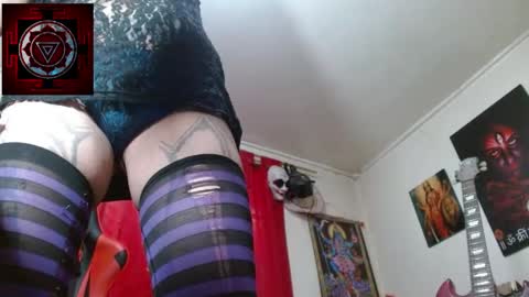 Snapshot of amanda_valeska chatting on April 19, 2026, 5:01 pm Amanda Valeska online show from April 19, 2026, 5:01 pm