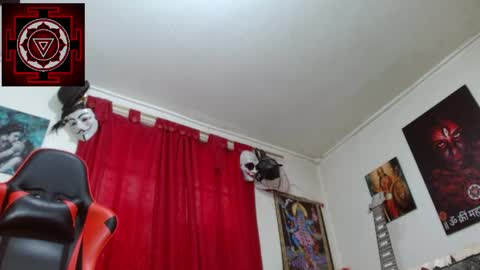 Snapshot of amanda_valeska chatting on May 3, 2026, 4:24 pm Amanda Valeska online show from May 3, 2026, 4:24 pm