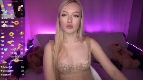 Amanda online show from December 28, 2024, 5:14 pm