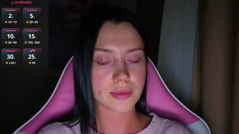 Snapshot of amandaarose chatting on June 19, 2026, 7:06 pm Amanda Rose online show from June 19, 2026, 7:06 pm