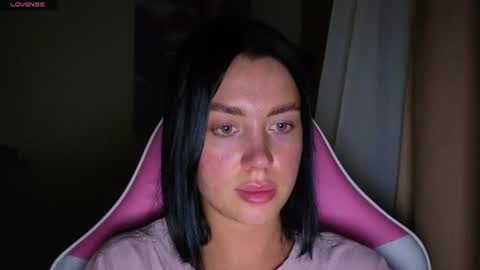 Snapshot of amandaarose chatting on June 21, 2026, 7:27 pm Amanda Rose online show from June 21, 2026, 7:27 pm