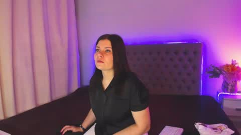 Snapshot of amandahoppe chatting on July 6, 2026, 4:20 am Amanda online show from July 6, 2026, 4:20 am