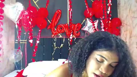 Snapshot of amandarobers chatting on February 14, 2025, 11:42 pm Amanda Robers online show from February 14, 2025, 11:42 pm