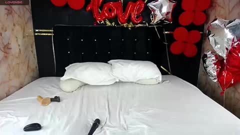 Snapshot of amandarobers chatting on February 26, 2025, 7:05 pm Amanda Robers online show from February 26, 2025, 7:05 pm