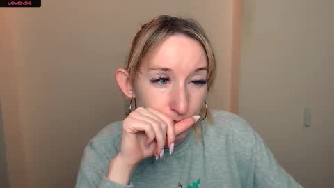 Amanda online show from September 16, 2025, 7:53 am