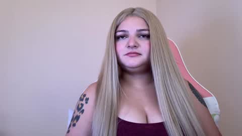 Snapshot of amandhaaa chatting on January 27, 2025, 6:09 pm Amandha online show from January 27, 2025, 6:09 pm