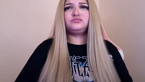 Snapshot of amandhaaa chatting on February 1, 2025, 7:34 pm Amandha online show from February 1, 2025, 7:34 pm