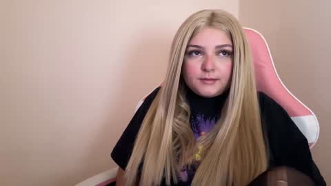 Snapshot of amandhaaa chatting on February 6, 2025, 12:48 pm Amandha online show from February 6, 2025, 12:48 pm