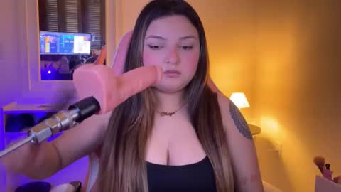 Snapshot of amandhaaa chatting on September 18, 2025, 5:15 pm Amandha online show from September 18, 2025, 5:15 pm