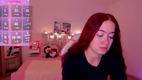 amaraa_couper1 online show from December 17, 2025, 3:45 am