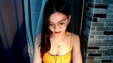 BELLA online show from March 23, 2026, 6:23 pm