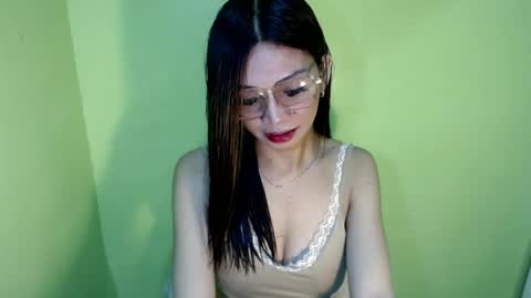 Snapshot of amarabellax chatting on July 23, 2026, 1:52 am BELLA online show from July 23, 2026, 1:52 am