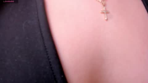 Amara Di online show from March 18, 2026, 11:13 am