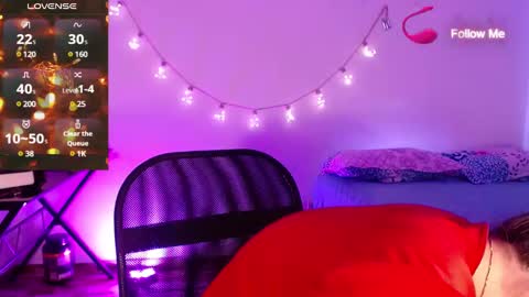 Snapshot of amarantha_naughty chatting on December 15, 2024, 1:35 am Amarantha online show from December 15, 2024, 1:35 am