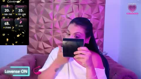 Snapshot of amarantha_naughty chatting on October 5, 2025, 5:22 pm Amarantha online show from October 5, 2025, 5:22 pm