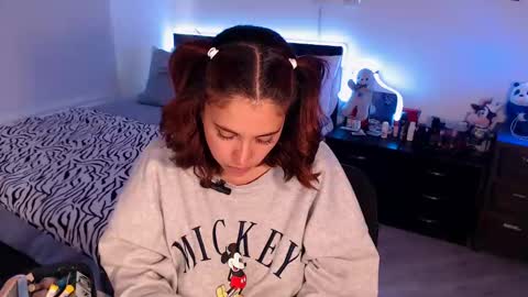 Mila  online show from January 30, 2025, 5:39 pm