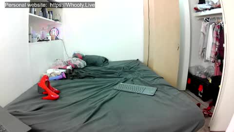 Kissra online show from November 15, 2025, 12:41 am