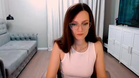 Snapshot of amazingeyes89 chatting on December 29, 2024, 3:24 pm Izza online show from December 29, 2024, 3:24 pm