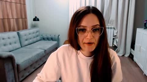 Snapshot of amazingeyes89 chatting on January 16, 2025, 12:42 pm Izza online show from January 16, 2025, 12:42 pm