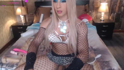 Snapshot of amazingsharlot chatting on March 3, 2025, 4:56 pm Sharlot online show from March 3, 2025, 4:56 pm