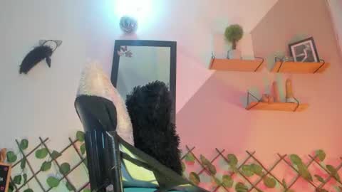 Snapshot of ambar_fitness88 chatting on July 10, 2026, 12:08 pm Ambar fitness88 online show from July 10, 2026, 12:08 pm
