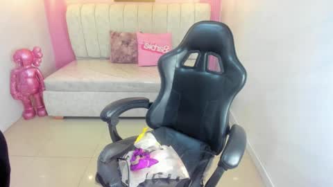 Ambar online show from January 11, 2026, 3:00 am