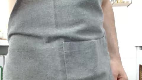 Snapshot of ambar_mds chatting on October 1, 2025, 2:23 pm Sebas online show from October 1, 2025, 2:23 pm