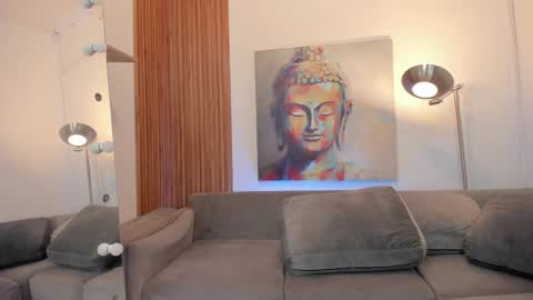 Ambar online show from April 16, 2026, 9:39 pm