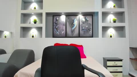 Snapshot of ambar_sex10 chatting on December 23, 2024, 1:13 pm Ambar online show from December 23, 2024, 1:13 pm