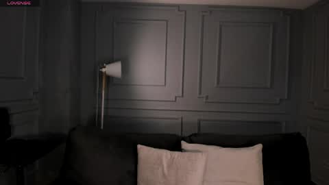 Ambar  online show from March 31, 2026, 11:43 am